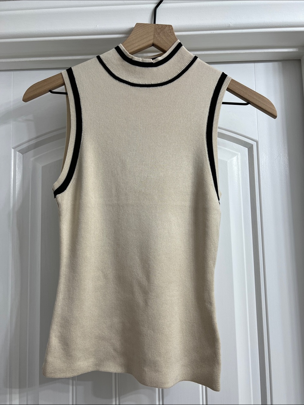 Express Cream Sleeveless Mock Neck Tank with Black Trim
